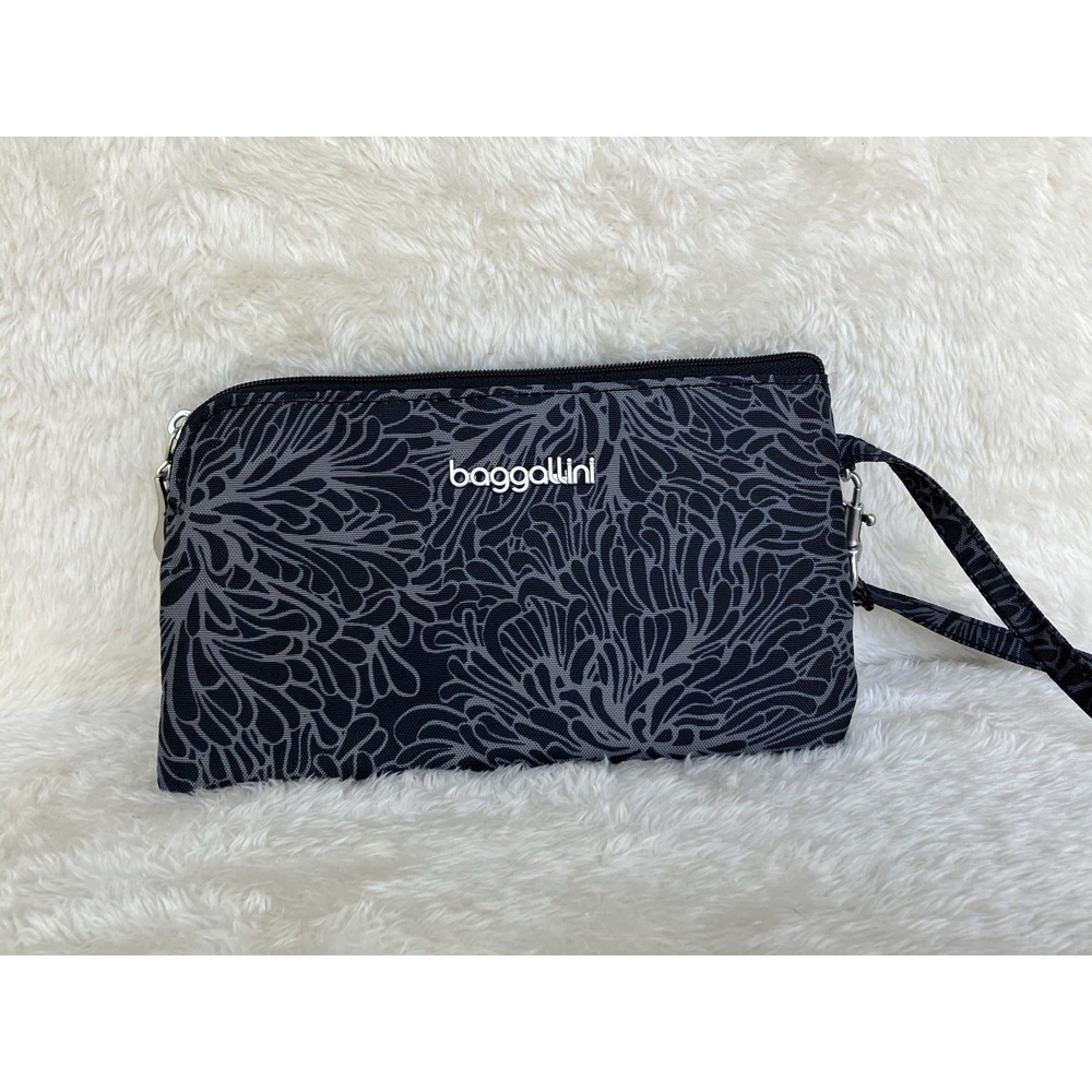 Bagallini RFID Wristlet Wallet In Midnight Blossom NWOT